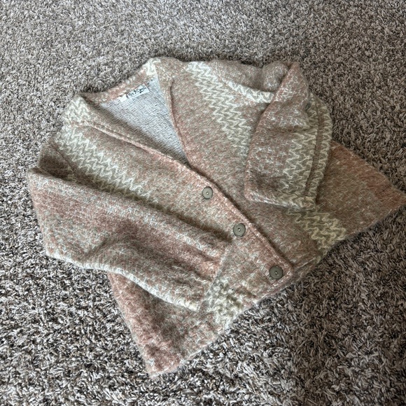 It's Magic Sweaters - Vintage Cozy Cardigan